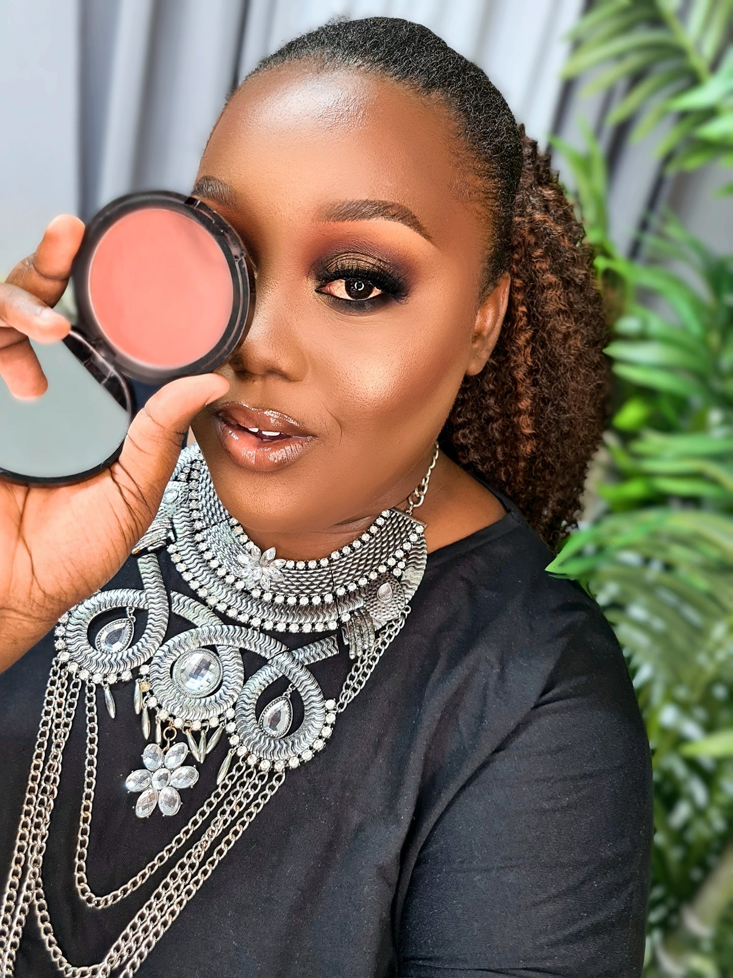 Tobaglo Estate - Uzuri